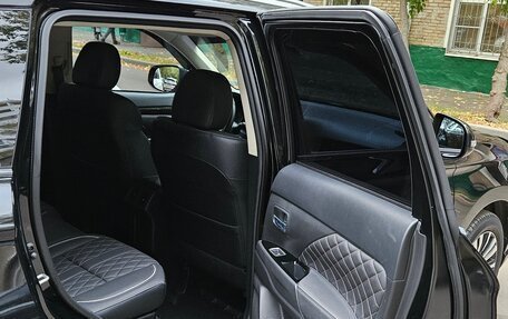 Mitsubishi Outlander III рестайлинг 3, 2022 год, 2 900 000 рублей, 19 фотография
