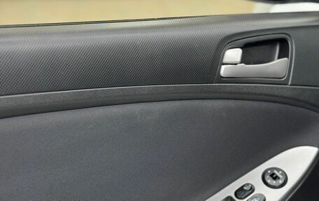 Hyundai Solaris II рестайлинг, 2015 год, 879 000 рублей, 15 фотография