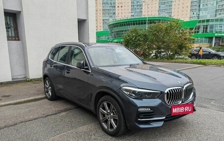 BMW X5, 2019 год, 6 000 000 рублей, 3 фотография