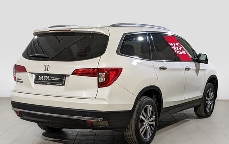 Honda Pilot III рестайлинг, 2018 год, 3 715 000 рублей, 5 фотография