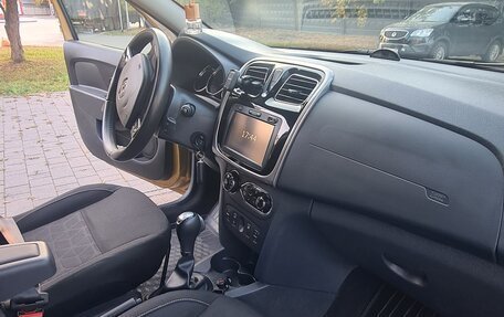 Renault Sandero II рестайлинг, 2016 год, 1 300 000 рублей, 7 фотография