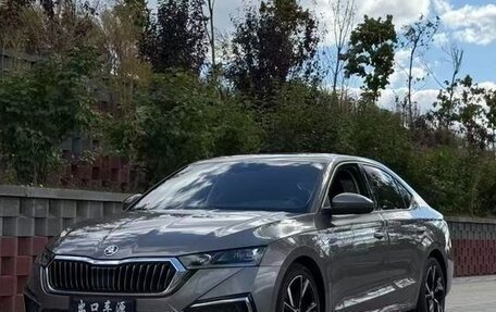 Skoda Octavia IV, 2022 год, 1 600 000 рублей, 1 фотография