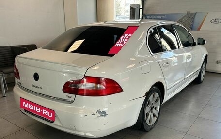 Skoda Superb III рестайлинг, 2011 год, 599 000 рублей, 3 фотография