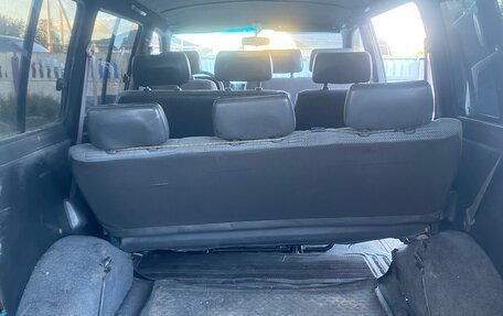 Toyota HiAce H100, 1996 год, 350 000 рублей, 7 фотография