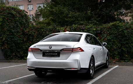 BMW 5 серия, 2023 год, 7 184 000 рублей, 4 фотография