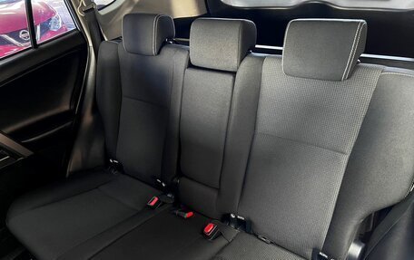 Toyota RAV4, 2019 год, 2 345 000 рублей, 10 фотография