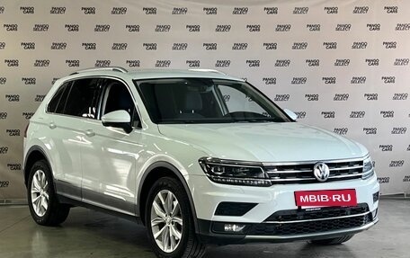 Volkswagen Tiguan II, 2017 год, 2 100 000 рублей, 3 фотография