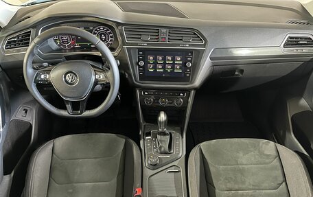 Volkswagen Tiguan II, 2017 год, 2 100 000 рублей, 13 фотография