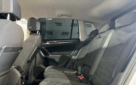 Volkswagen Tiguan II, 2017 год, 2 100 000 рублей, 17 фотография