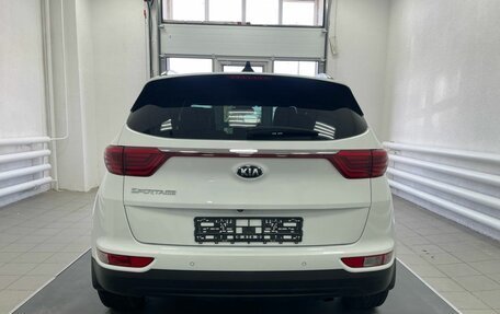 KIA Sportage IV рестайлинг, 2017 год, 2 099 000 рублей, 5 фотография
