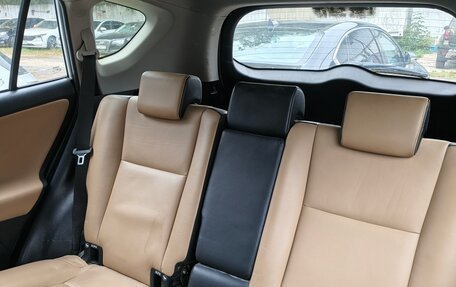 Toyota RAV4, 2017 год, 2 400 000 рублей, 11 фотография