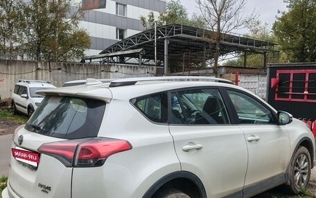 Toyota RAV4, 2017 год, 2 400 000 рублей, 6 фотография