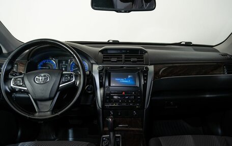 Toyota Camry, 2016 год, 1 498 000 рублей, 7 фотография