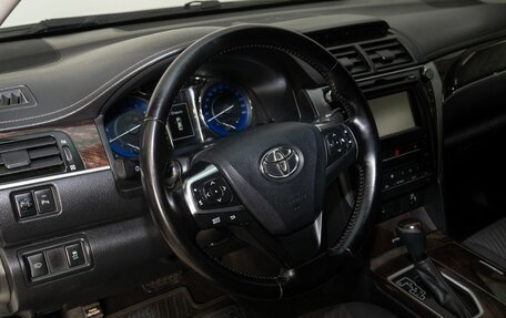 Toyota Camry, 2016 год, 1 498 000 рублей, 5 фотография