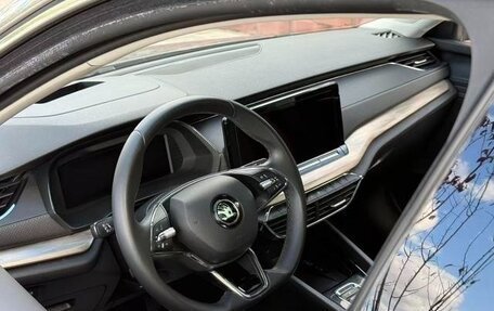 Skoda Octavia IV, 2022 год, 1 600 000 рублей, 10 фотография
