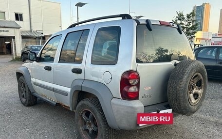 Jeep Liberty (North America) I, 2005 год, 349 000 рублей, 4 фотография