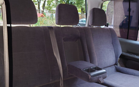Toyota HiAce, 2001 год, 635 000 рублей, 14 фотография