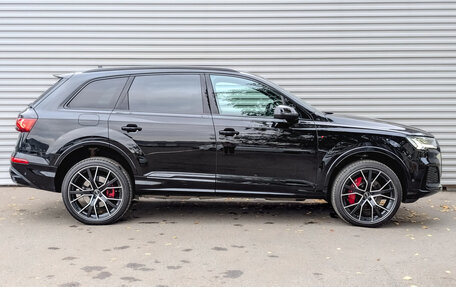 Audi Q7, 2024 год, 13 000 000 рублей, 4 фотография