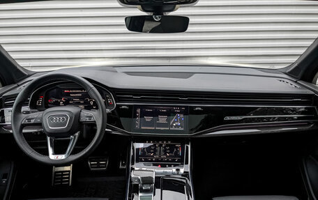 Audi Q7, 2024 год, 13 000 000 рублей, 14 фотография