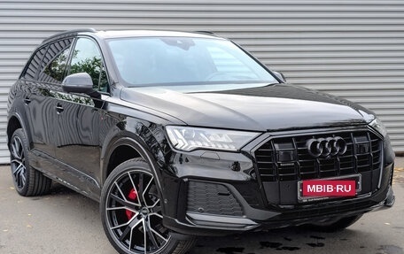 Audi Q7, 2024 год, 13 000 000 рублей, 3 фотография