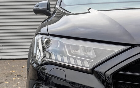 Audi Q7, 2024 год, 13 000 000 рублей, 17 фотография