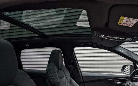 Audi Q7, 2024 год, 13 000 000 рублей, 23 фотография