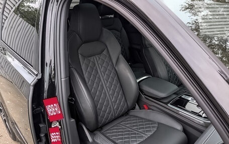 Audi Q7, 2024 год, 13 000 000 рублей, 24 фотография