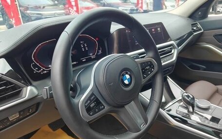BMW 3 серия, 2022 год, 2 690 000 рублей, 11 фотография