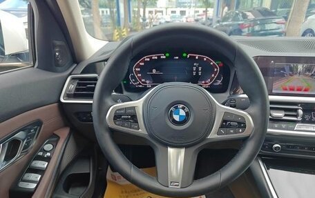 BMW 3 серия, 2022 год, 2 690 000 рублей, 13 фотография