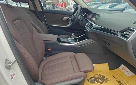 BMW 3 серия, 2022 год, 2 690 000 рублей, 23 фотография