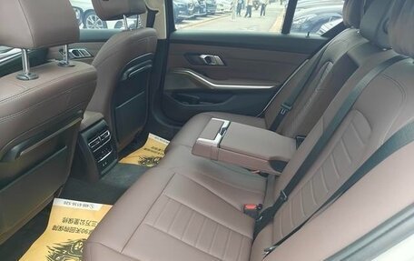 BMW 3 серия, 2022 год, 2 690 000 рублей, 27 фотография