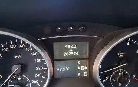 Mercedes-Benz GL-Класс, 2009 год, 1 700 000 рублей, 12 фотография