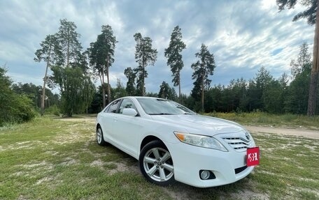 Toyota Camry, 2009 год, 1 100 000 рублей, 1 фотография