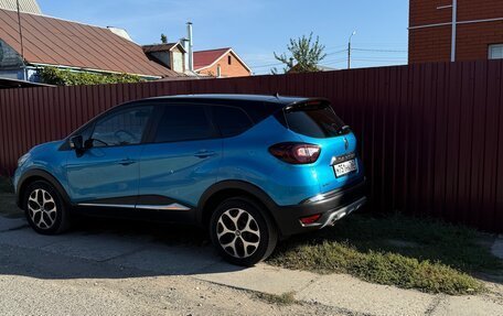 Renault Kaptur I рестайлинг, 2017 год, 1 300 000 рублей, 23 фотография