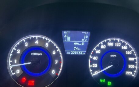Hyundai Solaris II рестайлинг, 2012 год, 800 000 рублей, 10 фотография