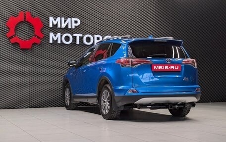 Toyota RAV4, 2016 год, 2 290 000 рублей, 4 фотография