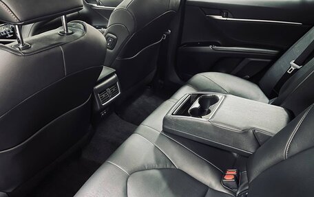 Toyota Camry, 2023 год, 3 300 000 рублей, 7 фотография