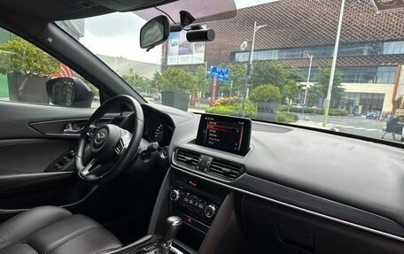 Mazda CX-4, 2022 год, 2 330 007 рублей, 12 фотография