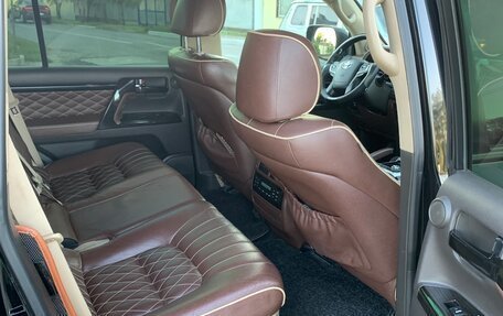 Toyota Land Cruiser 200, 2009 год, 3 190 000 рублей, 14 фотография