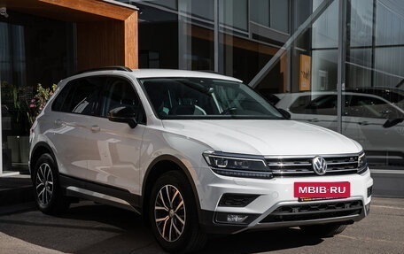 Volkswagen Tiguan II, 2019 год, 2 495 000 рублей, 5 фотография