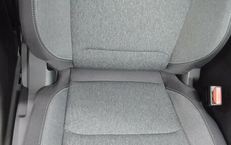 Geely Emgrand, 2023 год, 1 800 000 рублей, 27 фотография