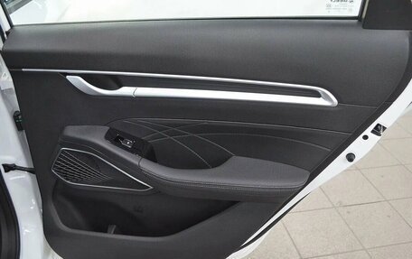 Geely Emgrand, 2023 год, 1 800 000 рублей, 23 фотография