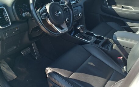KIA Sportage IV рестайлинг, 2020 год, 2 200 000 рублей, 5 фотография