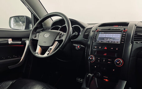 KIA Sorento II рестайлинг, 2010 год, 950 000 рублей, 13 фотография