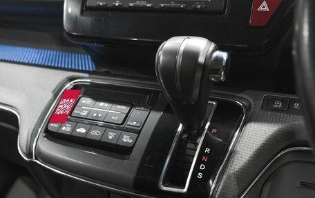 Honda Stepwgn IV, 2016 год, 1 769 000 рублей, 17 фотография