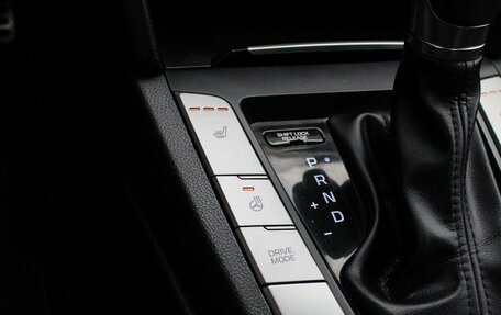 Hyundai Elantra VI рестайлинг, 2017 год, 1 399 000 рублей, 17 фотография