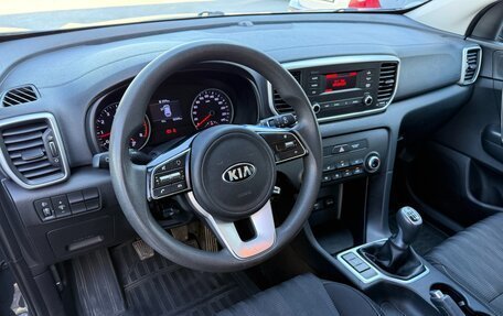 KIA Sportage IV рестайлинг, 2018 год, 1 997 000 рублей, 28 фотография