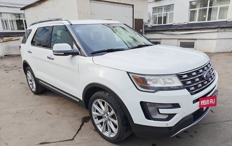 Ford Explorer VI, 2017 год, 2 350 000 рублей, 5 фотография