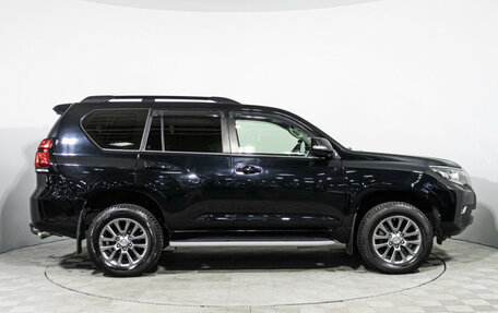 Toyota Land Cruiser Prado 150 рестайлинг 2, 2018 год, 5 679 898 рублей, 4 фотография