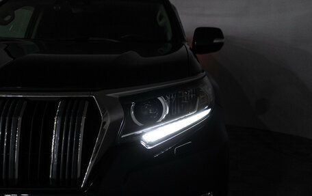 Toyota Land Cruiser Prado 150 рестайлинг 2, 2018 год, 5 679 898 рублей, 30 фотография